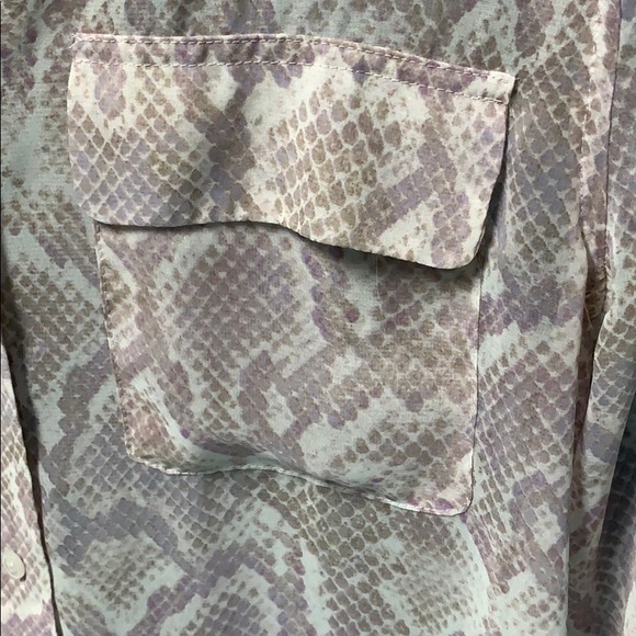 WHBM Snake print button down 4 - Picture 3 of 3